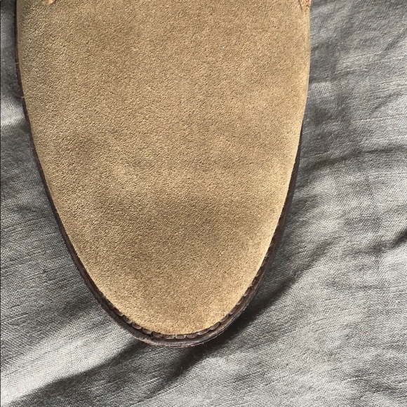 LIKE NEW J-Crew Men’s Tan Suede Chukka 10.5 M main image 4